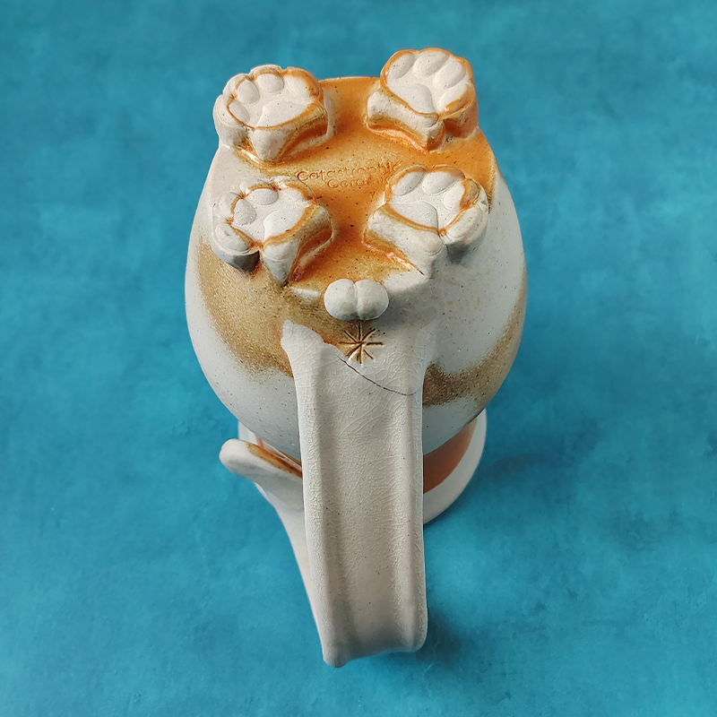 Faced & Fabulous Cat Butt Mug - Ginger & White Soda Fired (Second)