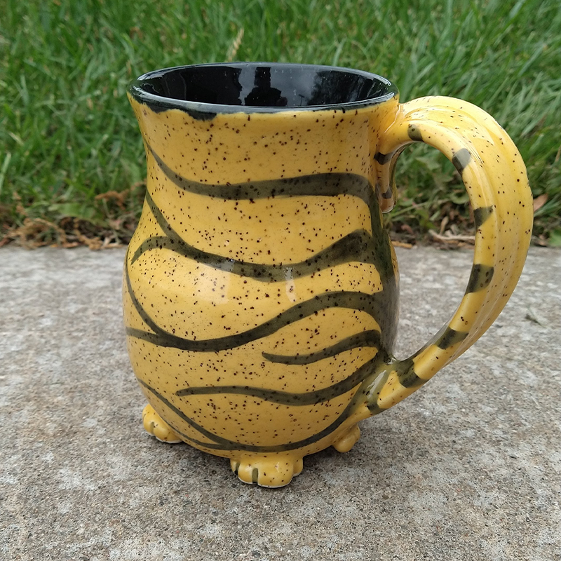 Golden Cat Butt Mug - Chonky - 22oz