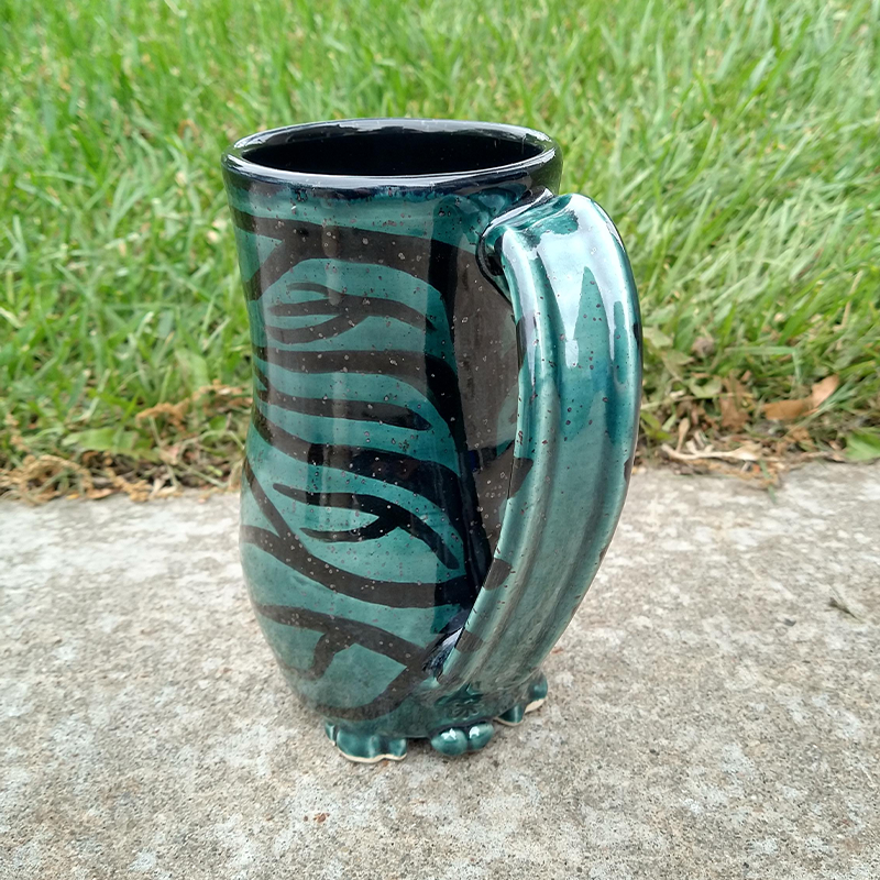 Chonky Cat Butt Mug - Striped Dark Green - 22oz